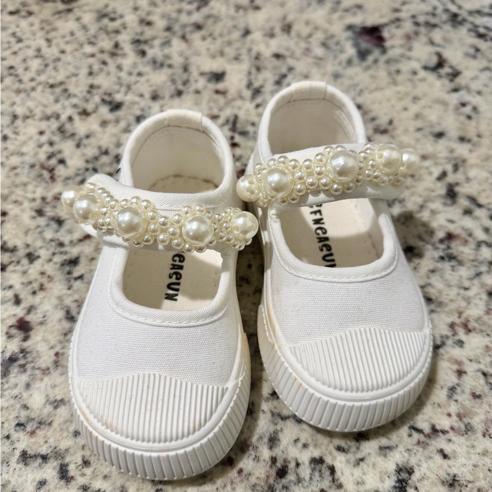 Toddler White Shoes with Pearl Straps